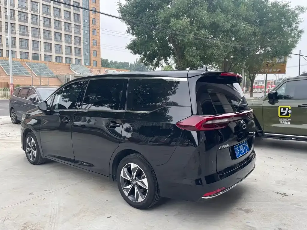 GAC Motor Trumpchi M6 — фото 10