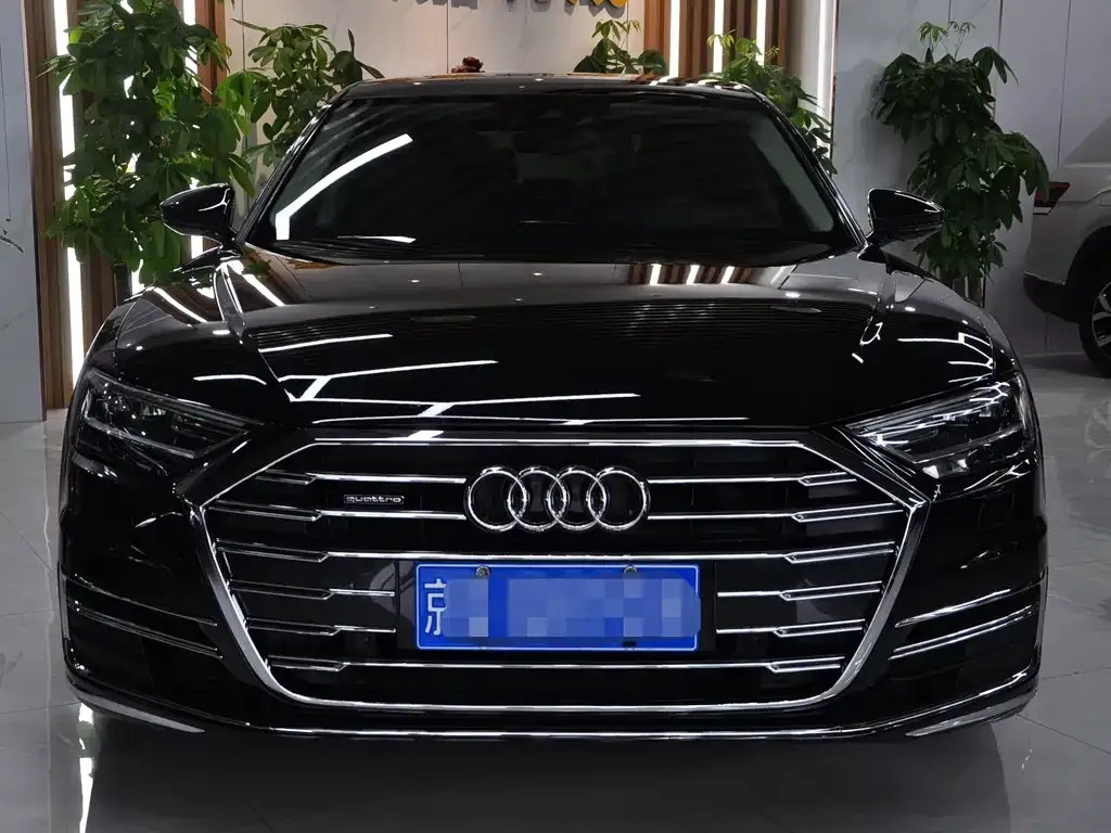 Audi A8 — фото 4
