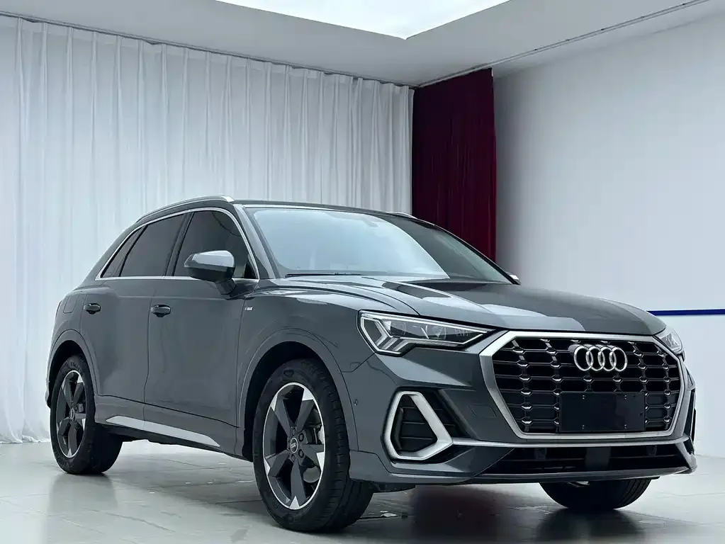 Audi Q3 — фото 4