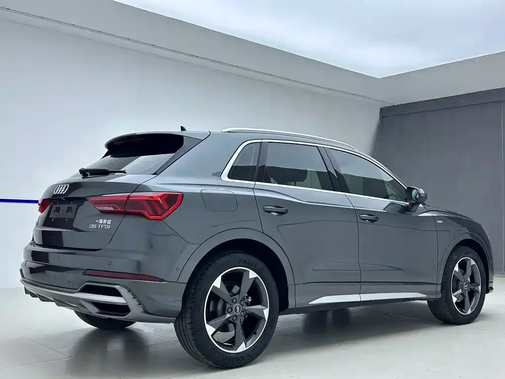 Audi Q3 — фото 2
