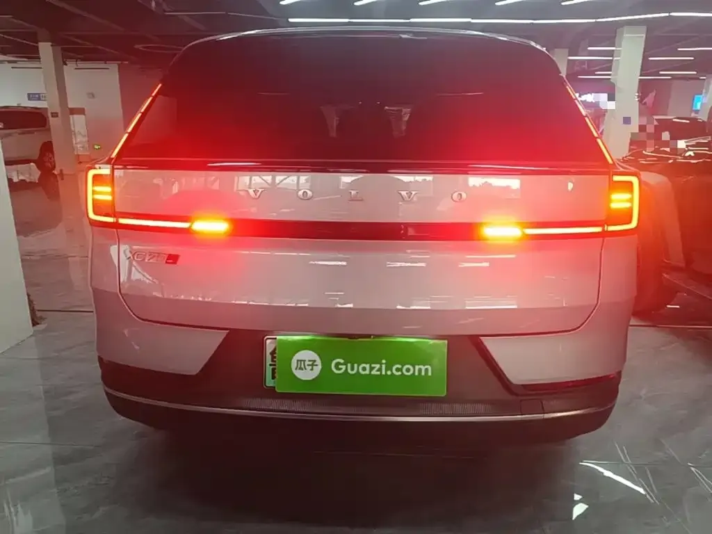 Volvo XC70 Plug-in Hybrid 2025 из CN, фото 6