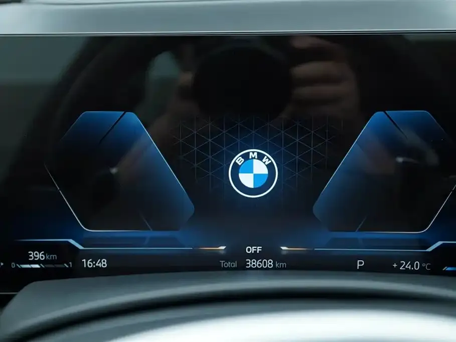 BMW X5 — фото 9