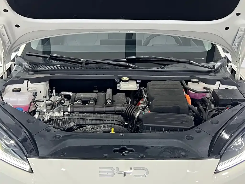 BYD Seal 06 DM-i Touring Edition — фото 10