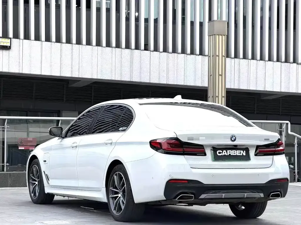 BMW 5 Series New Energy — фото 7