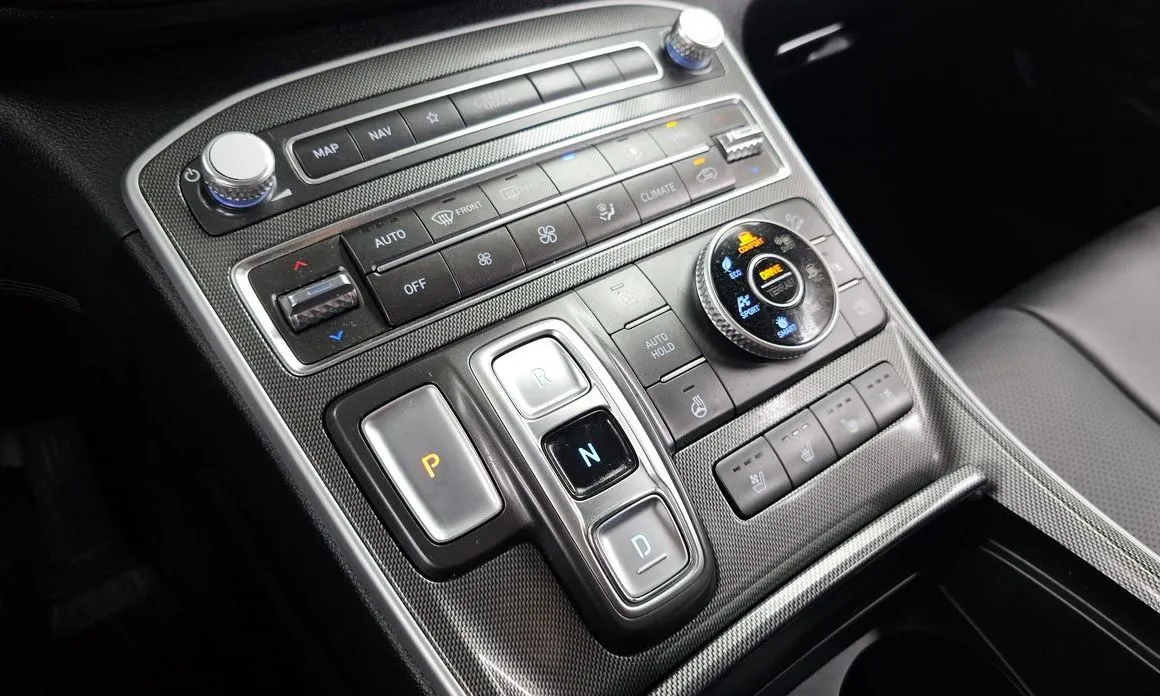 Hyundai Santafe — фото 6