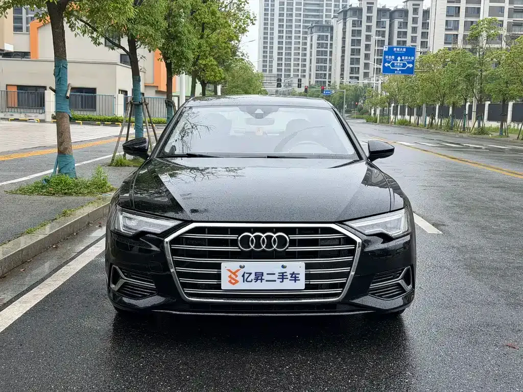 Audi A6L — фото 4
