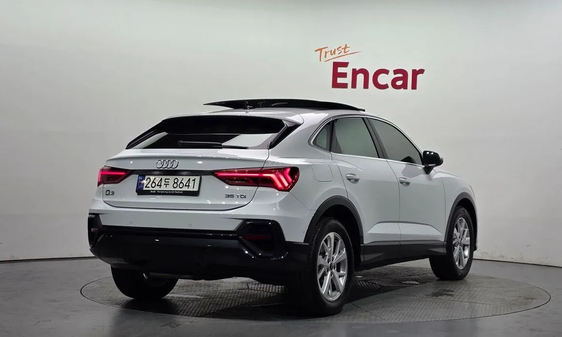 Audi Q3 2023 из KR, фото 10