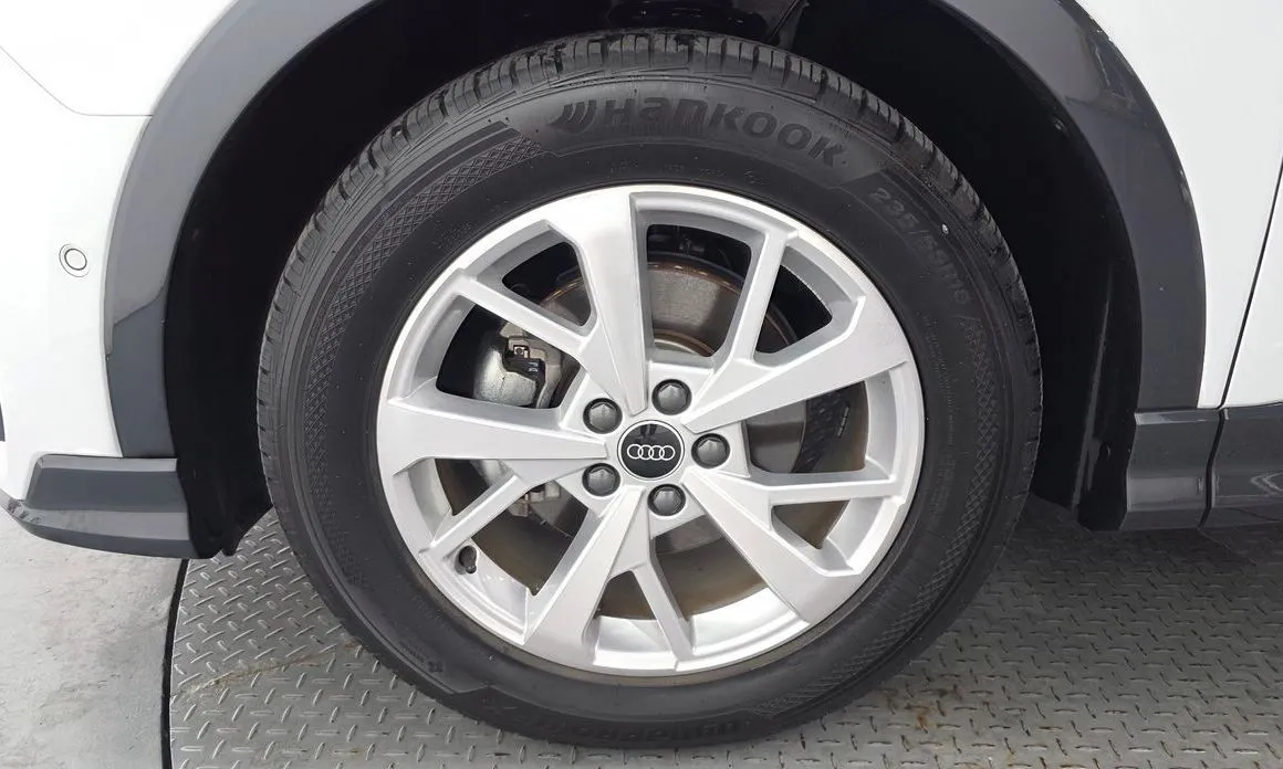 Audi Q3 2023 из KR, фото 8