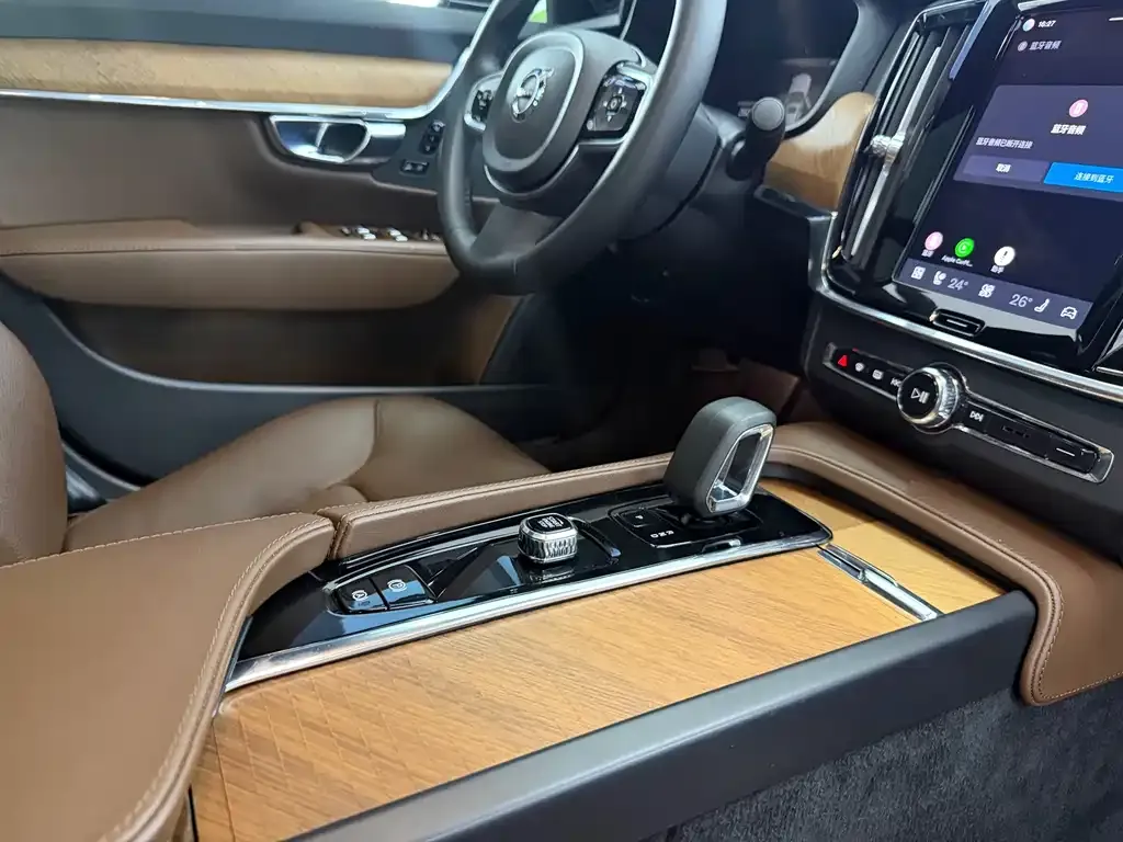 Volvo S90 — фото 6