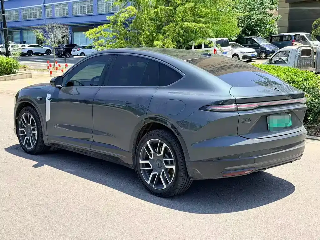 NIO EC6 — фото 8