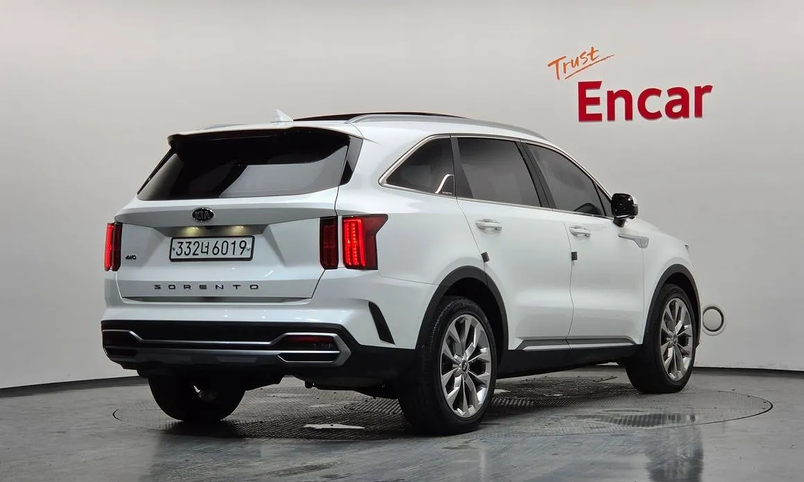 Kia Sorento — фото 3