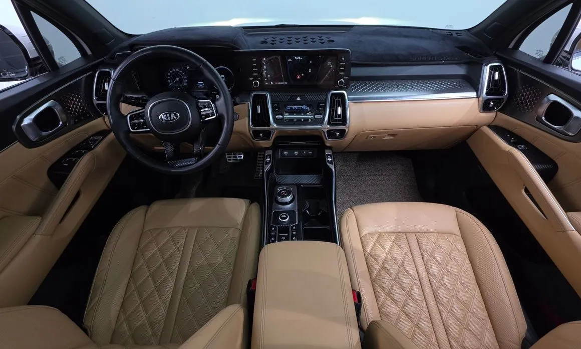 Kia Sorento — фото 6