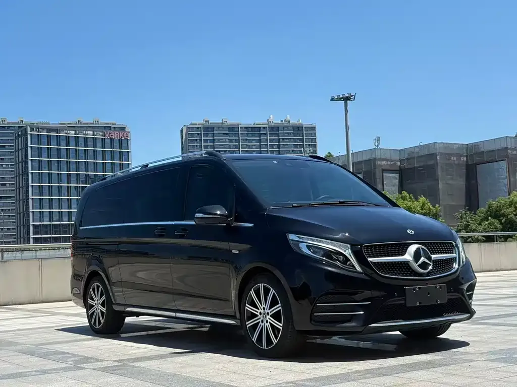 Mercedes-Benz V-Class — фото 4
