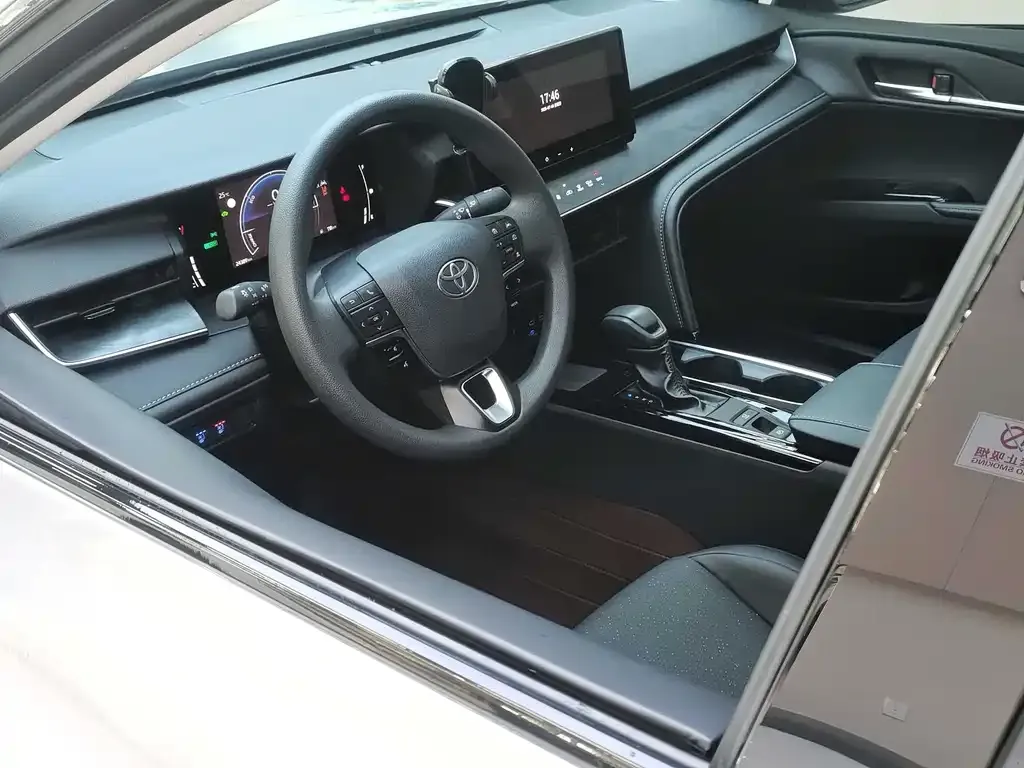 Toyota Camry 2024 из CN, фото 6