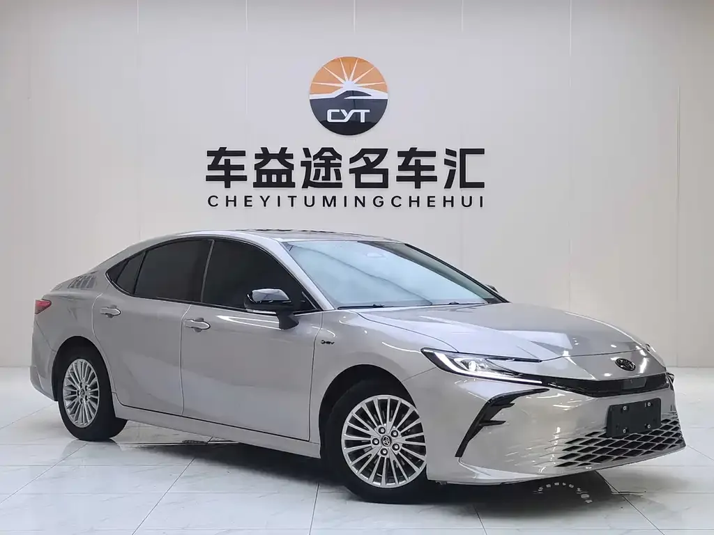 Toyota Camry 2024 из CN, фото 4