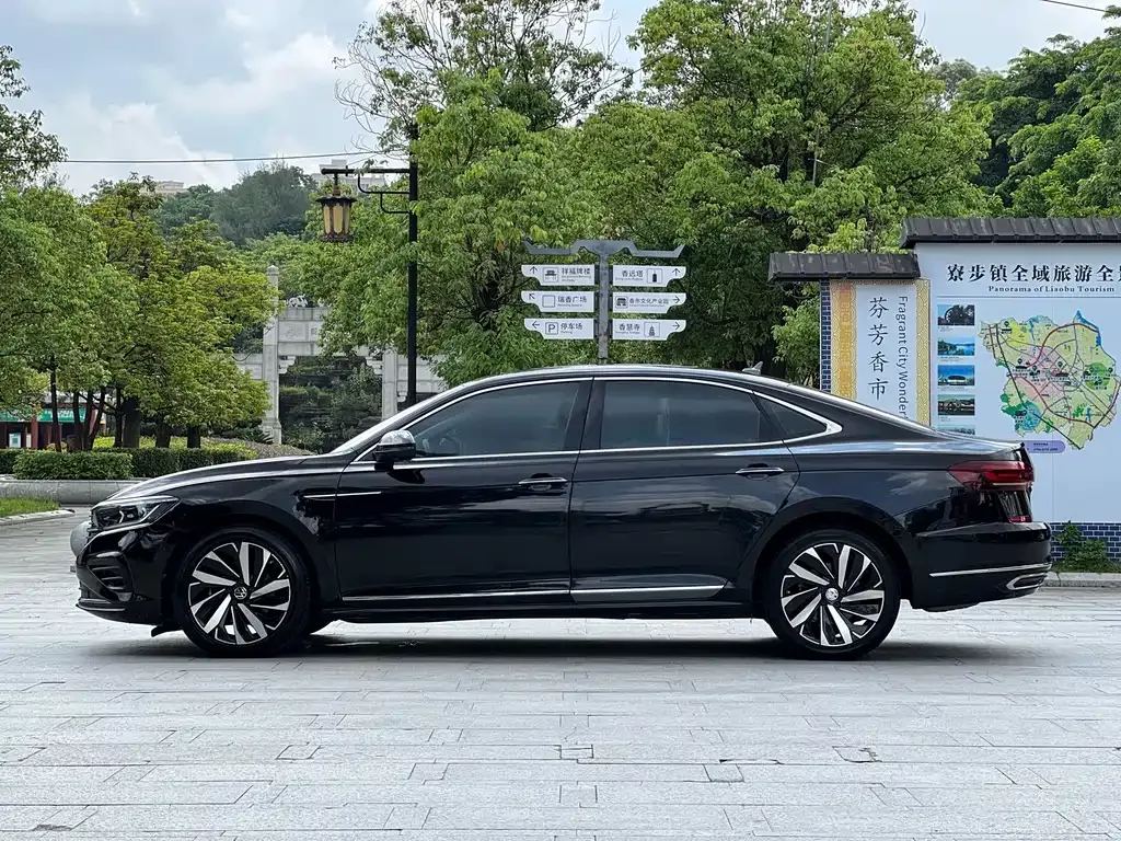 Volkswagen Passat — фото 8