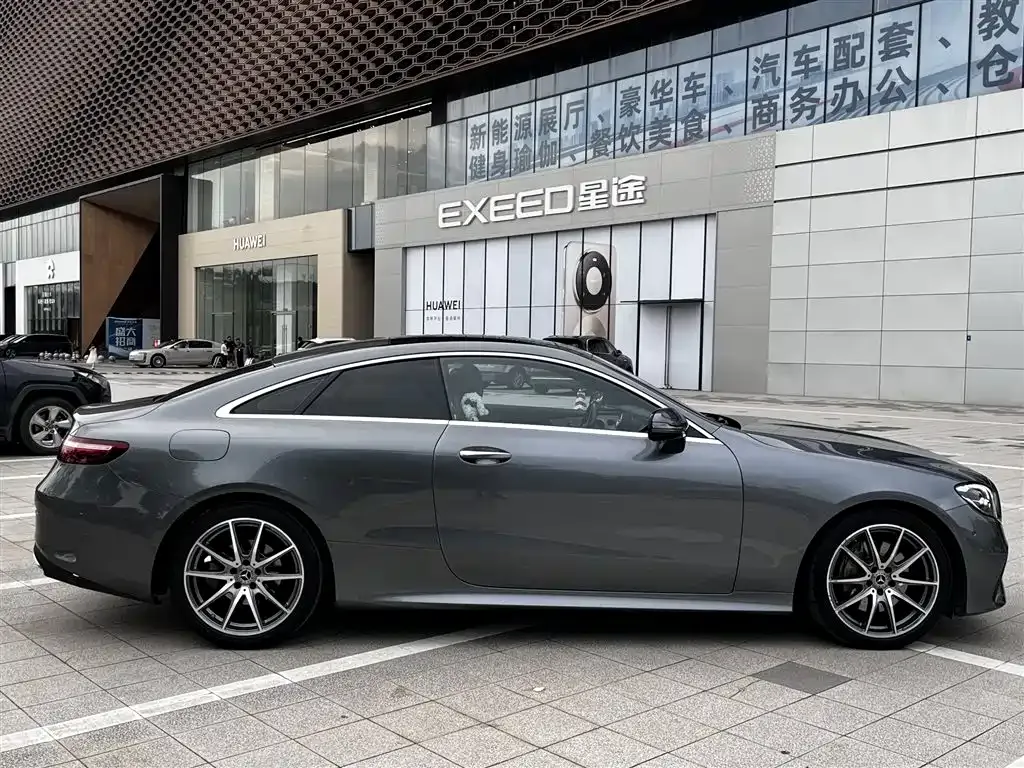 Mercedes-Benz E-Class (Import) — фото 10