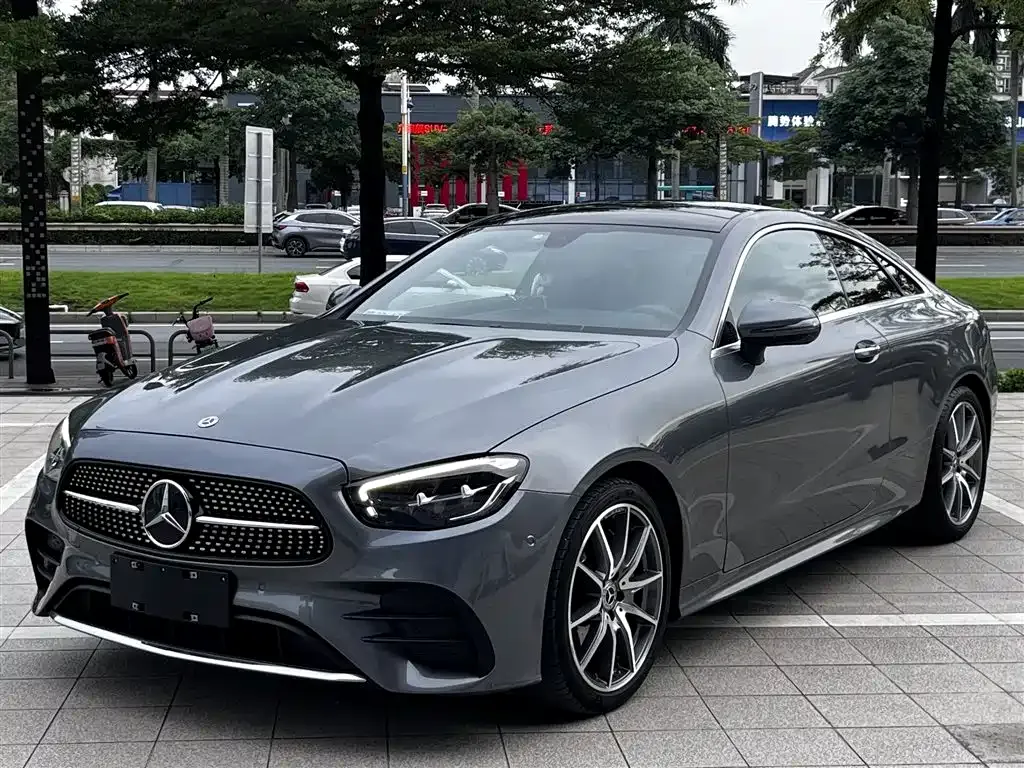Mercedes-Benz E-Class (Import) — фото 9