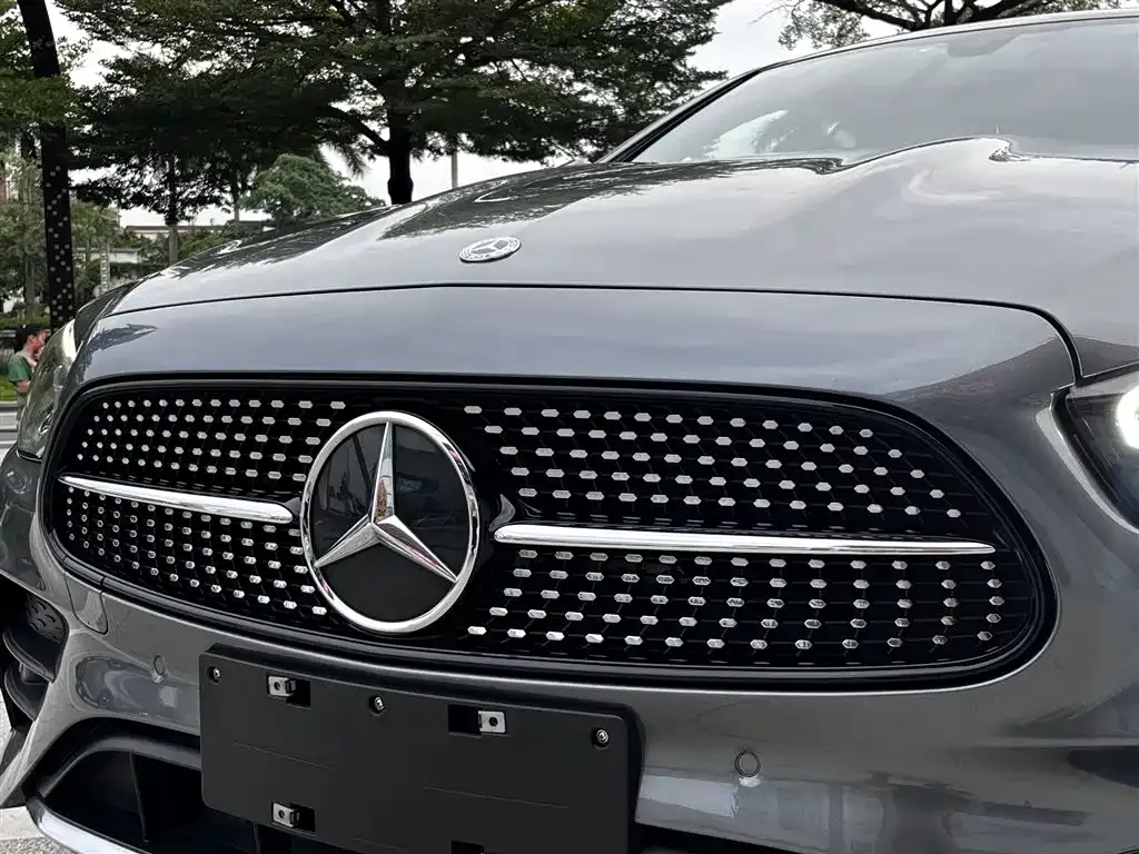 Mercedes-Benz E-Class (Import) — фото 8