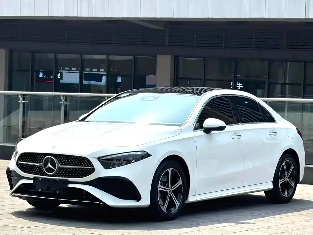 Mercedes-Benz A-Class — фото 1