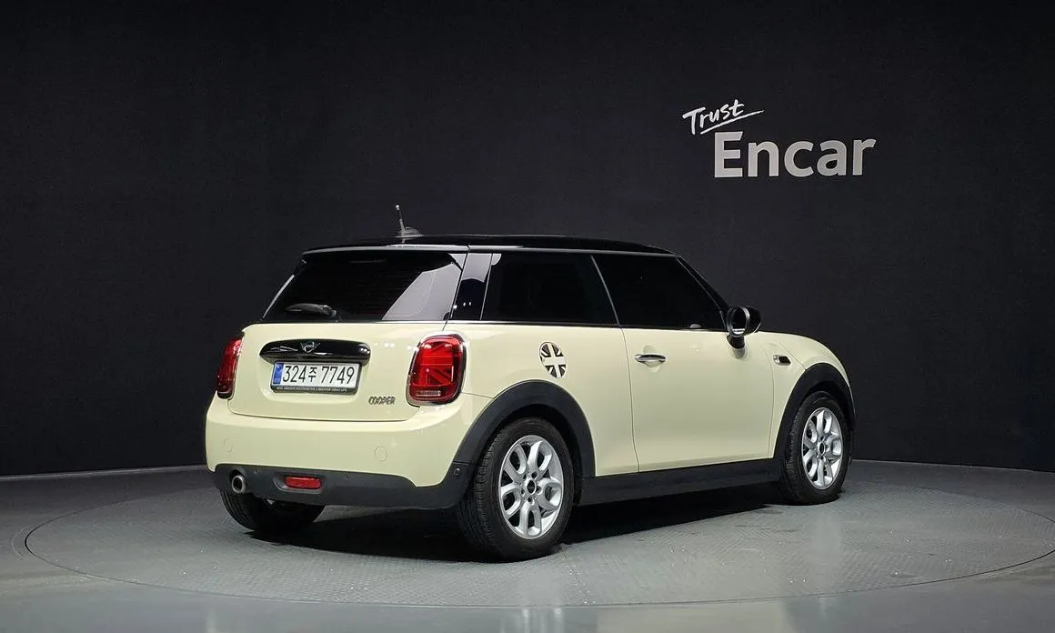 Mini Cooper 2021 из KR, фото 4