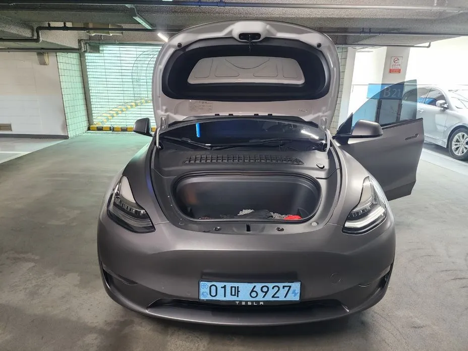 Tesla Model Y — фото 10