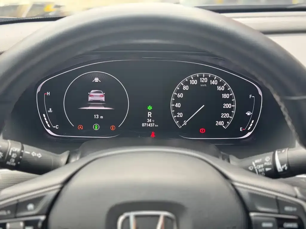Honda Accord — фото 3