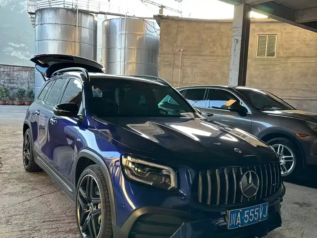 Mercedes-Benz GLB AMG — фото 7
