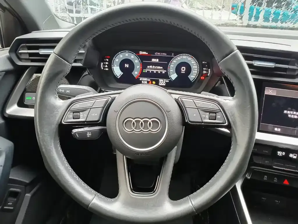 Audi A3 — фото 2