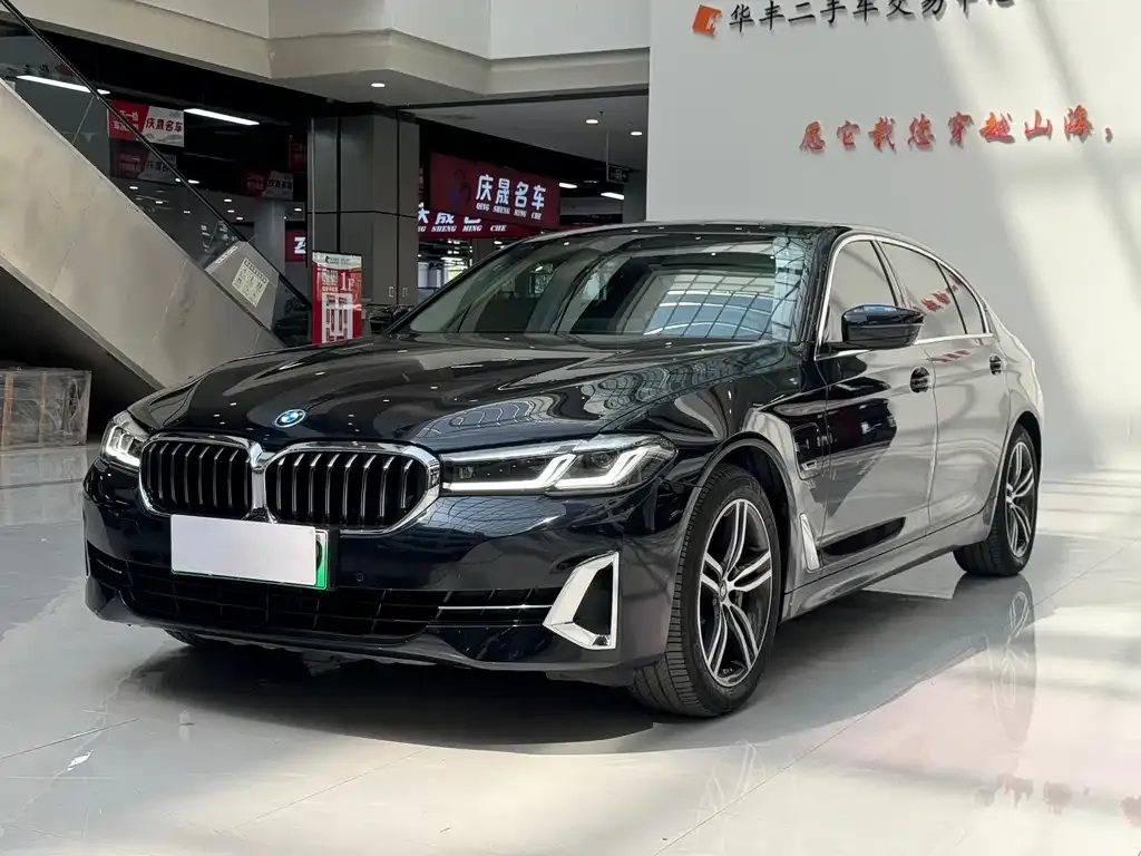 BMW 5 Series New Energy — фото 1