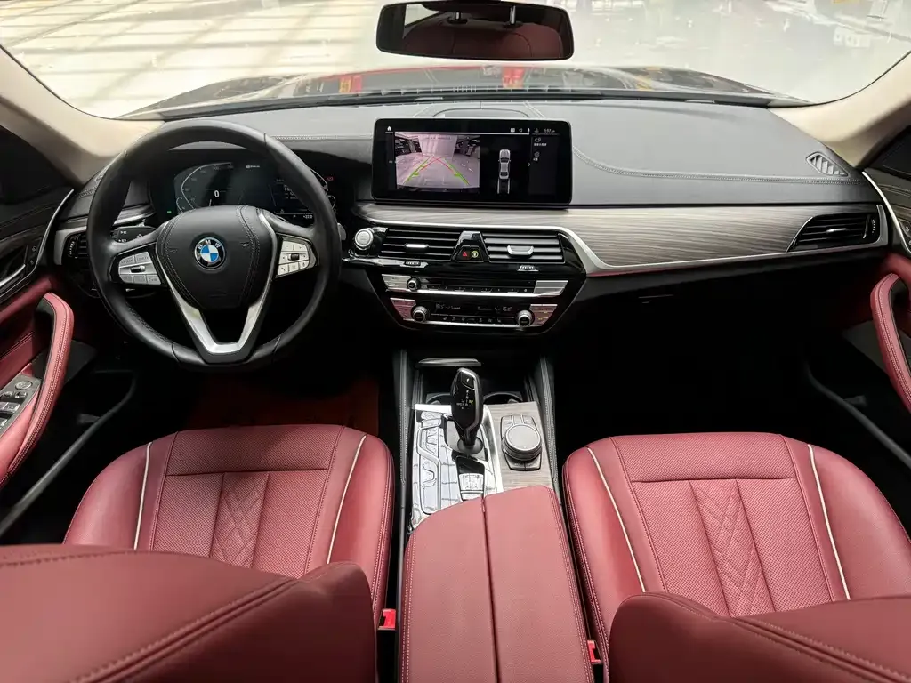 BMW 5 Series New Energy — фото 2