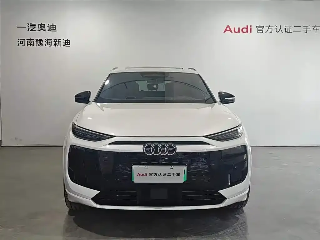 Audi Q6L e-tron — фото 2