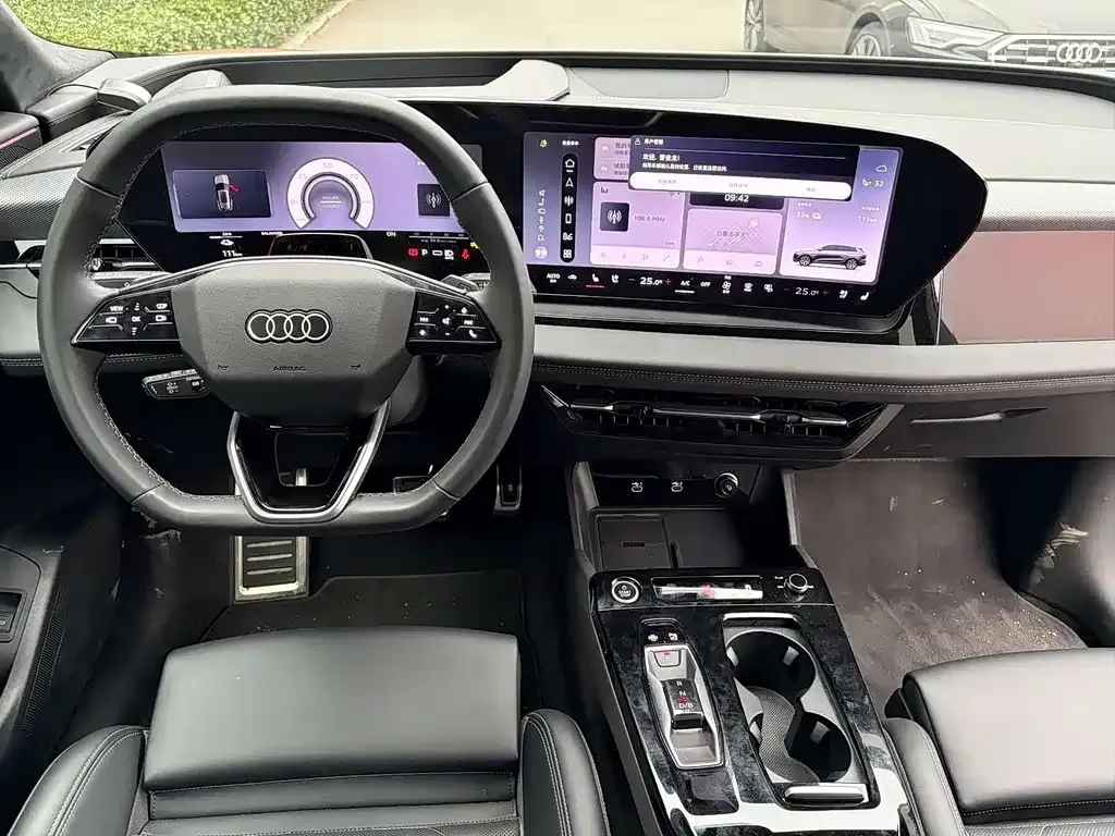 Audi Q6L e-tron — фото 10