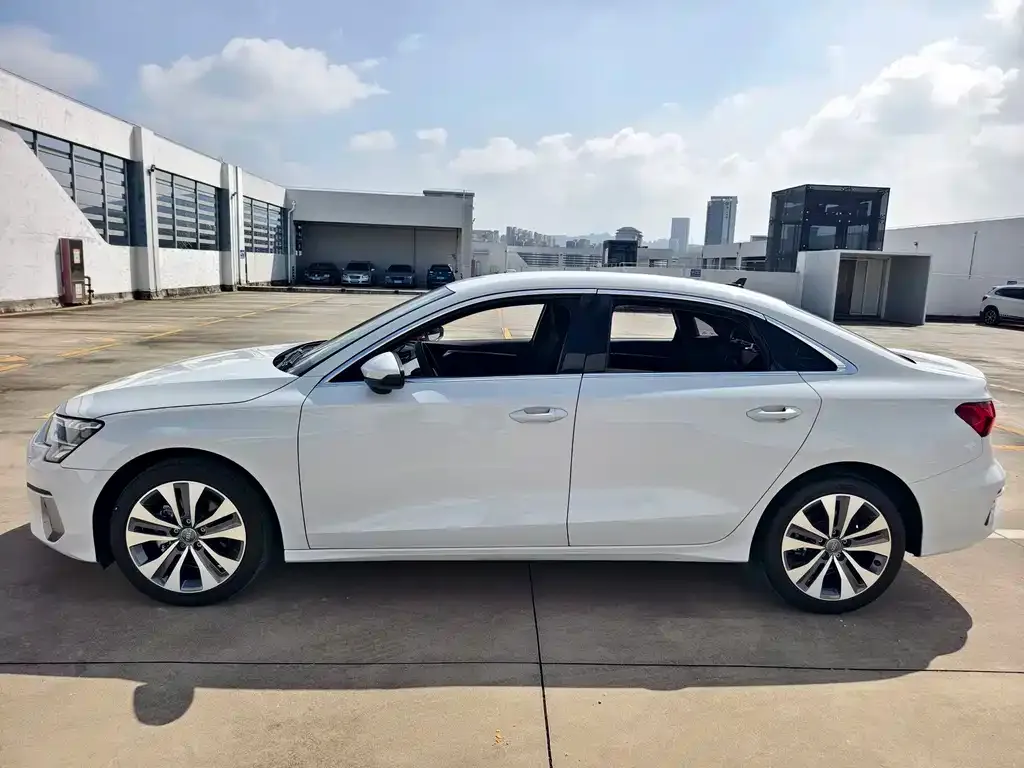 Audi A3 — фото 10