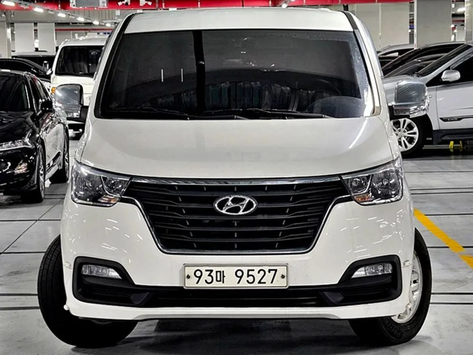 Hyundai Starex — фото 10