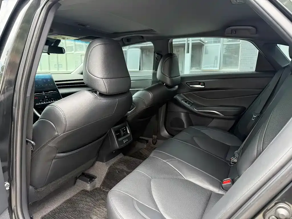Toyota Avalon 2024 из CN, фото 7