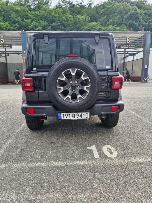 Jeep Wrangler 2024 из KR, фото 9