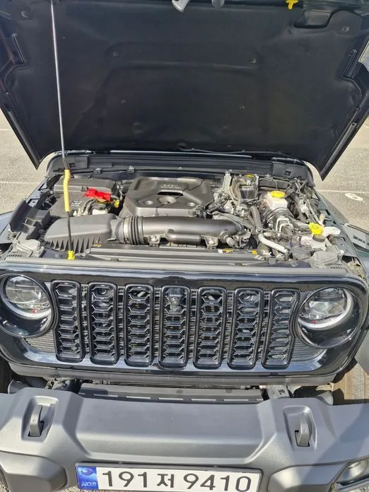 Jeep Wrangler 2024 из KR, фото 5