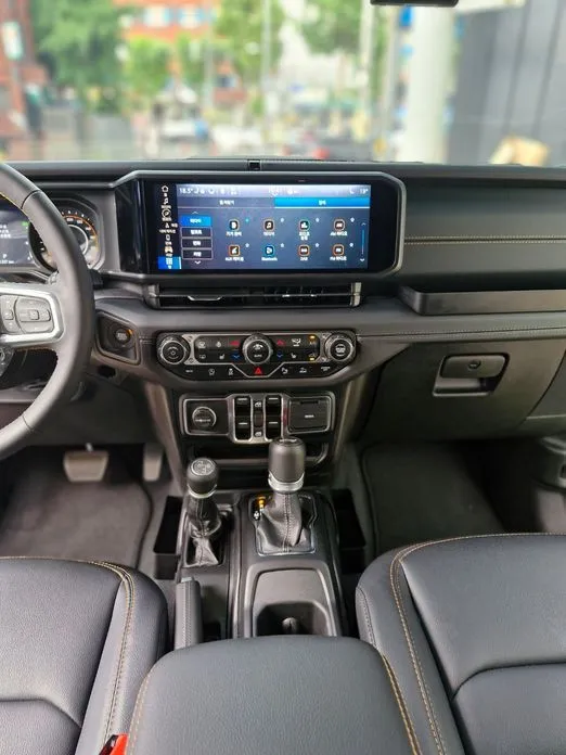 Jeep Wrangler 2024 из KR, фото 8