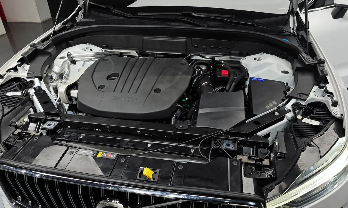 Volvo XC60 2025 из KR, фото 4