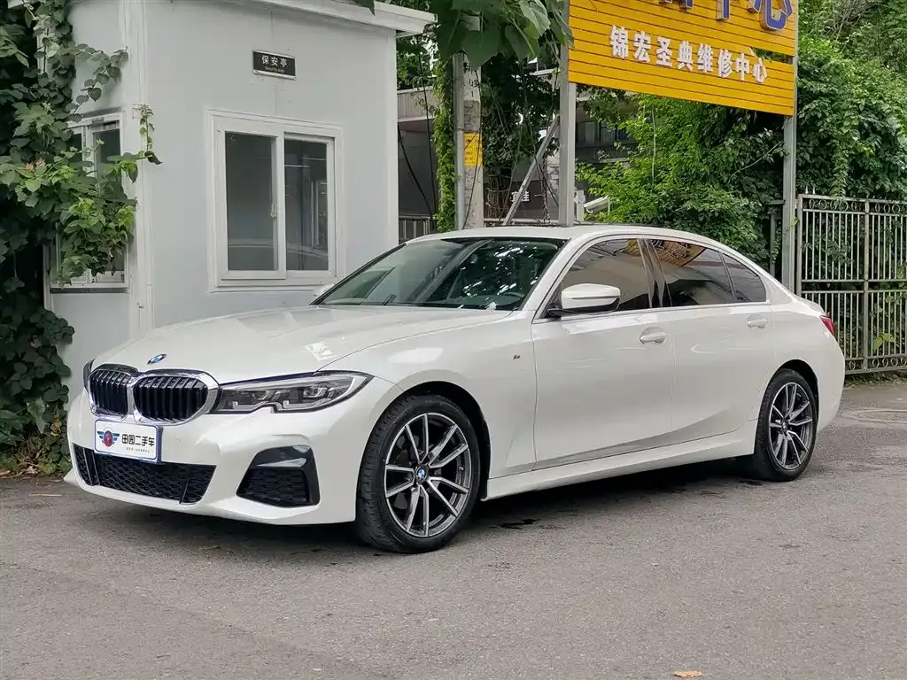 BMW 3 Series — фото 1