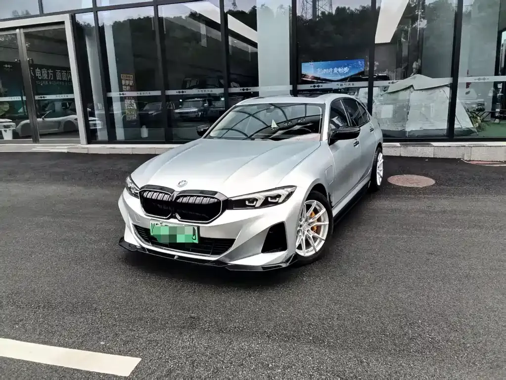 BMW i3