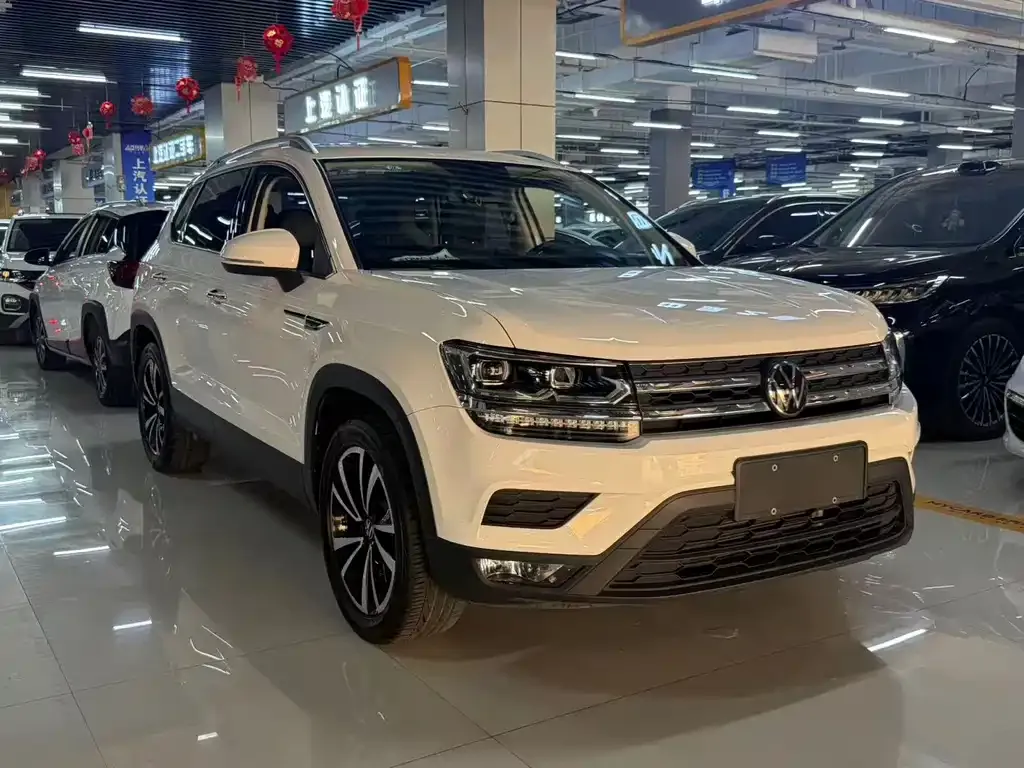 Volkswagen Tharu — фото 2
