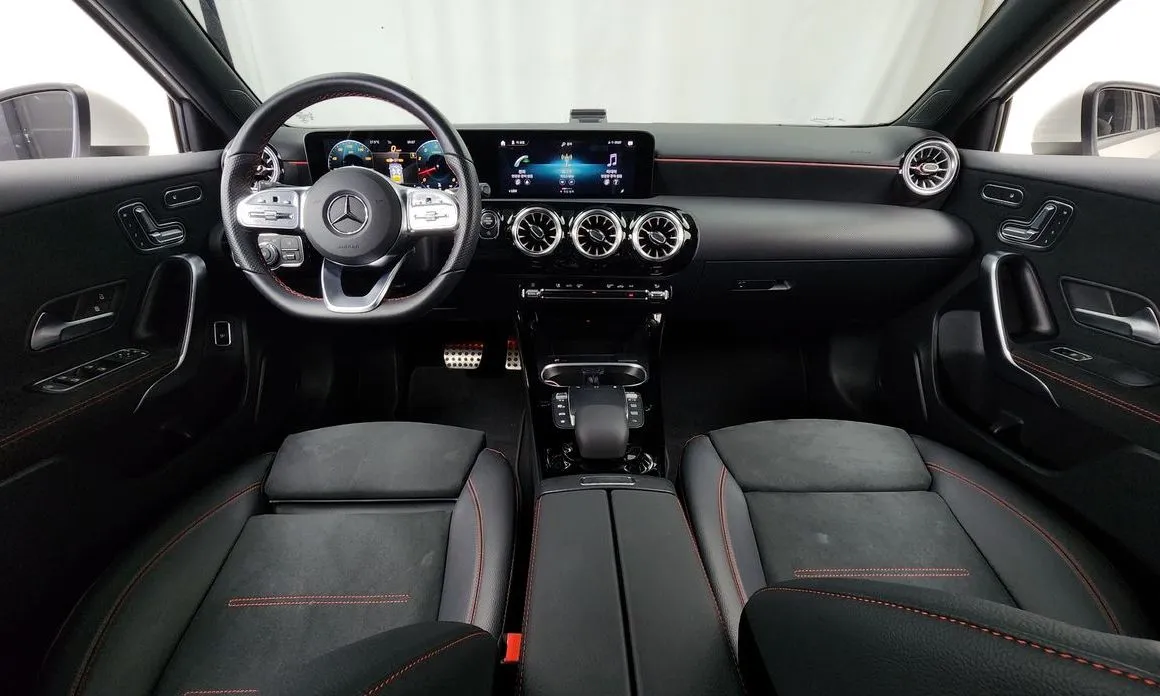 Mercedes-Benz A-Class — фото 10