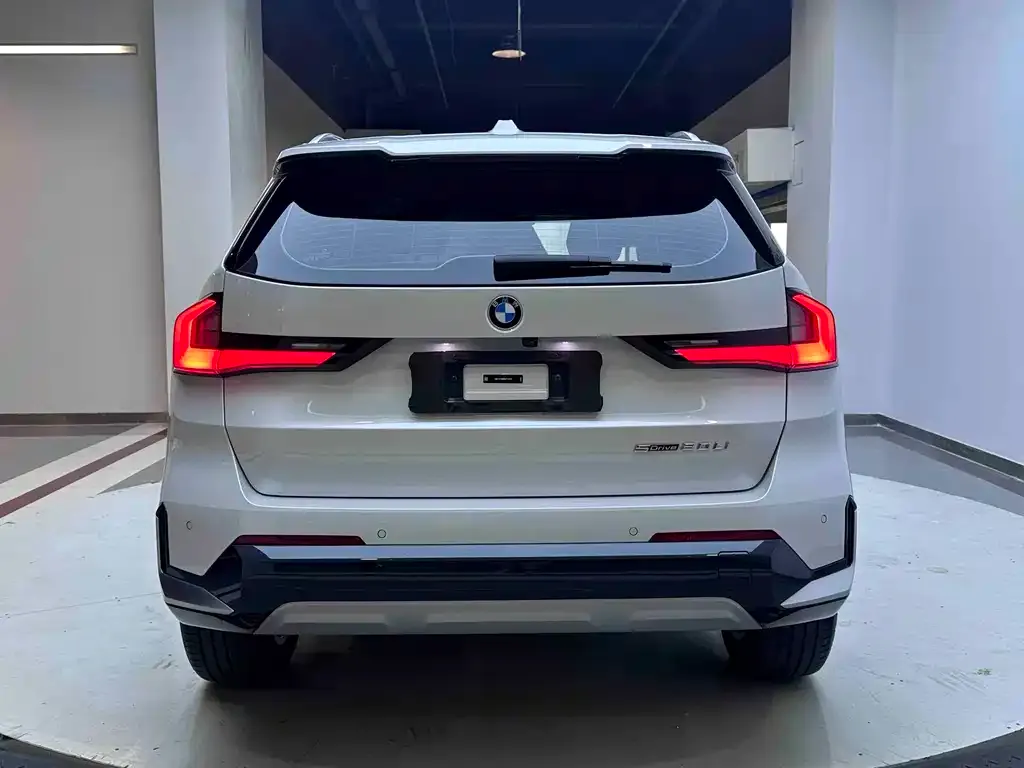 BMW X1 — фото 3