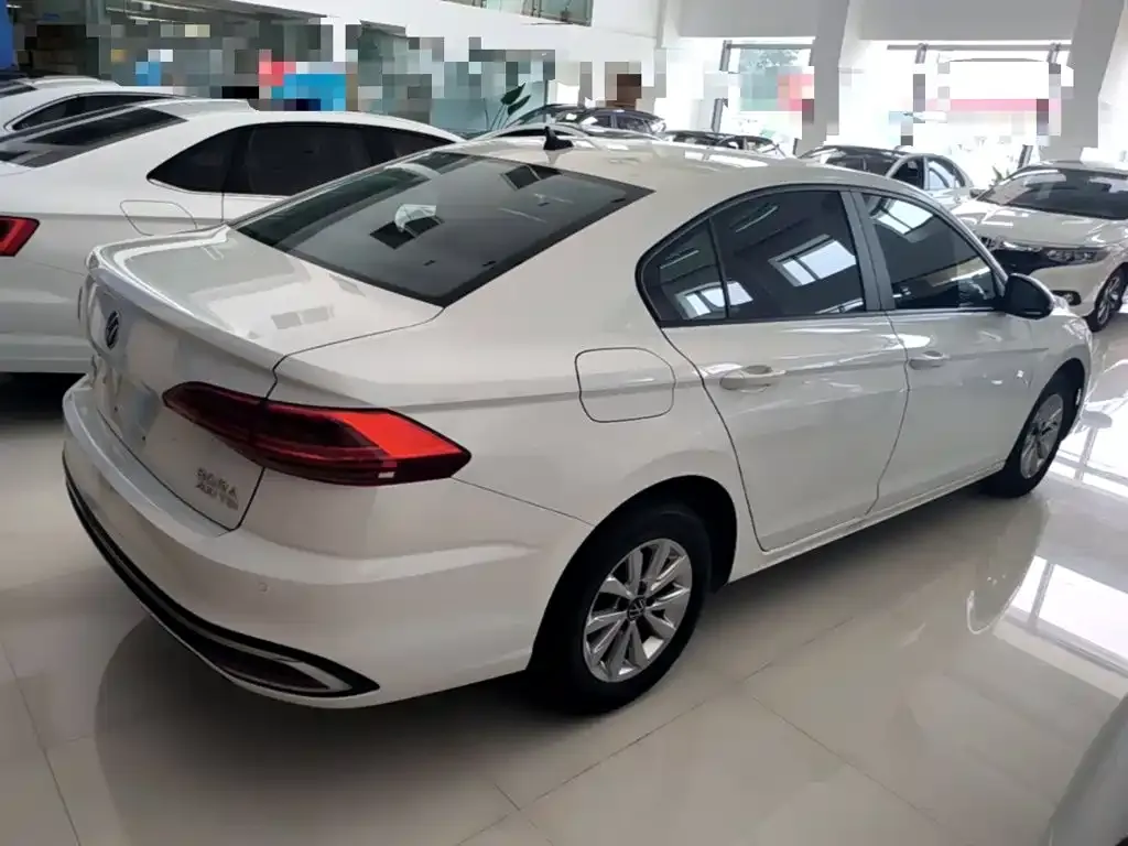 Volkswagen Bora 2024 из CN, фото 6