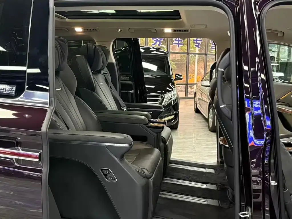 Hongqi HQ9 PHEV 2024 из CN, фото 8