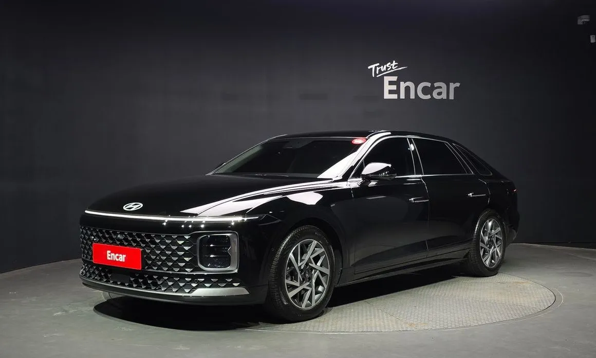 Hyundai Grandeur — фото 1