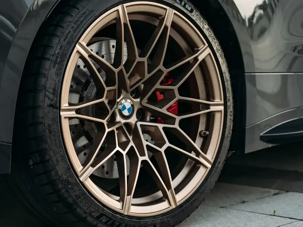 BMW M4 — фото 5