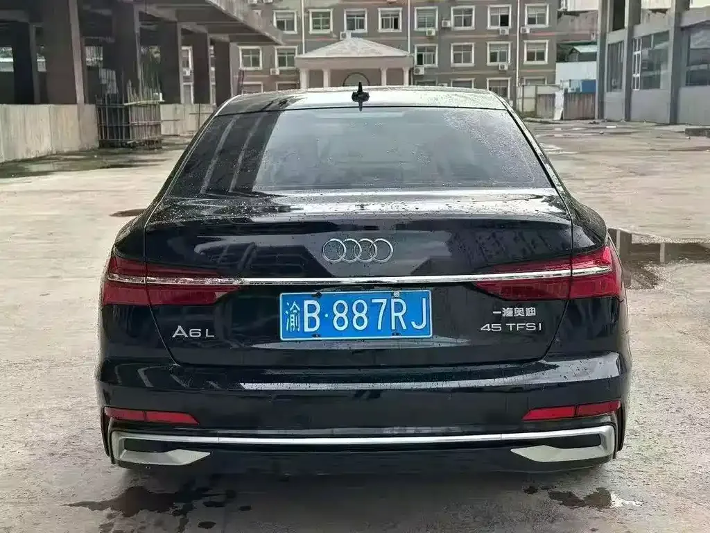 Audi A6L — фото 2